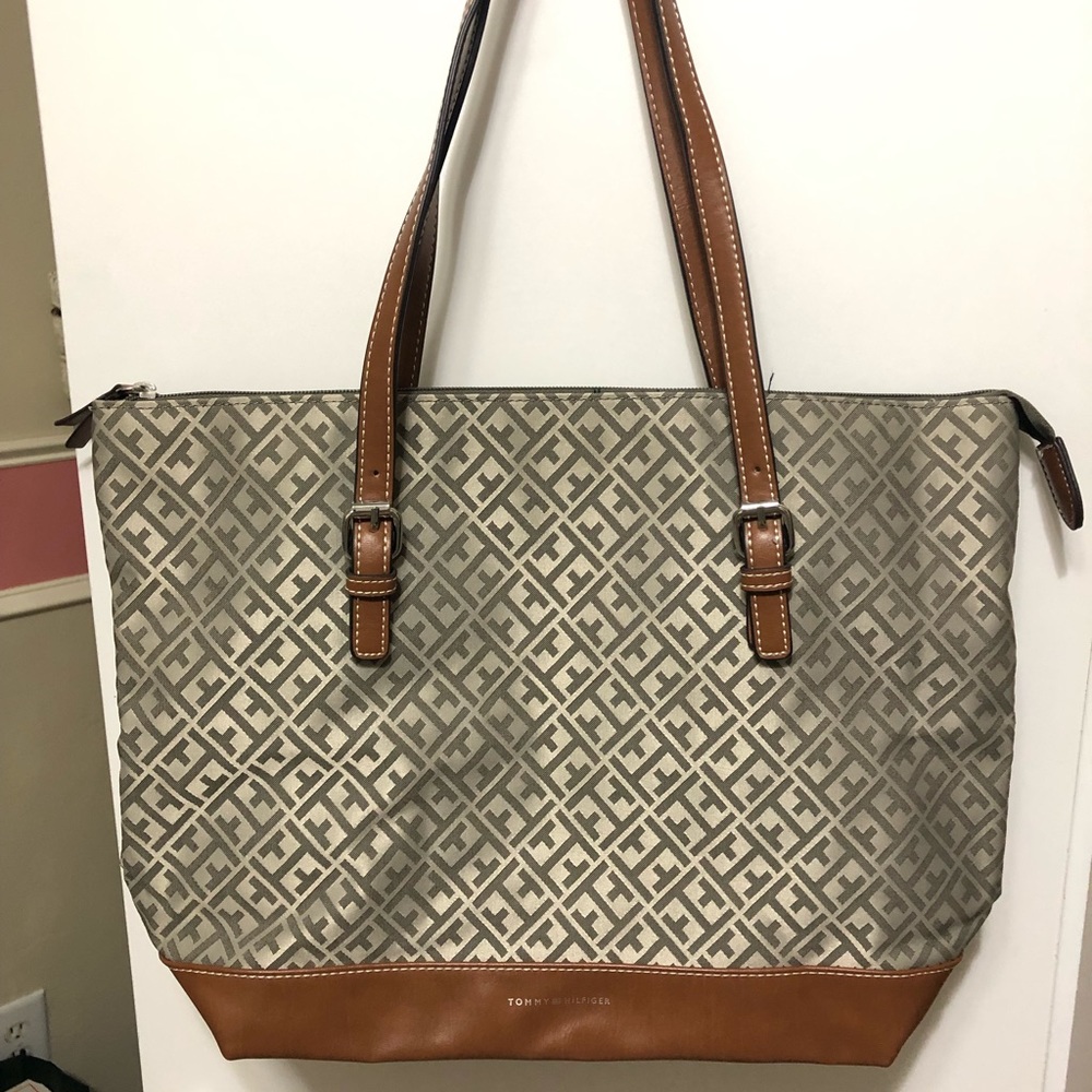 Tommy Hilfiger tote